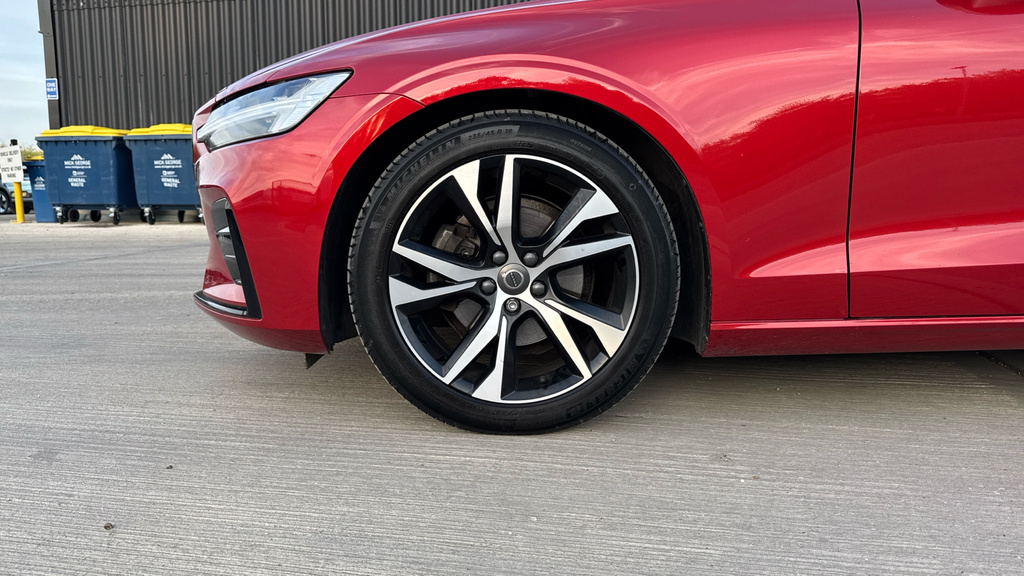 Volvo V60 R Design Grey #18