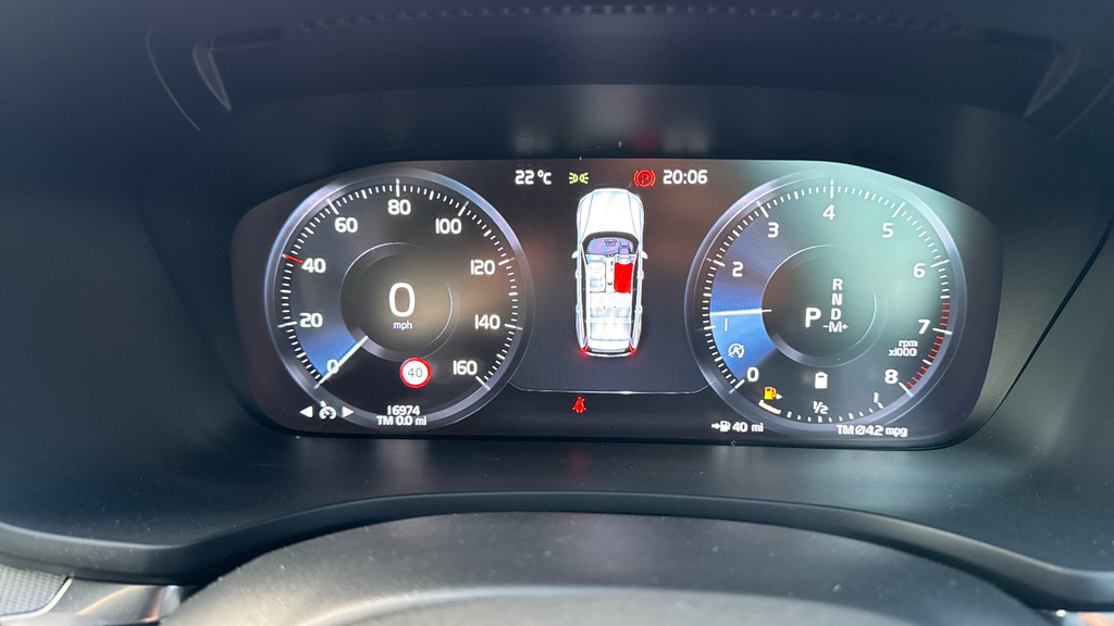 Volvo V60 R Design Grey #13