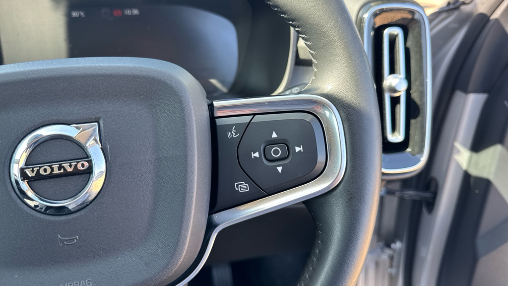 Volvo XC40 Xc40 R-design Pro D3 Black #30