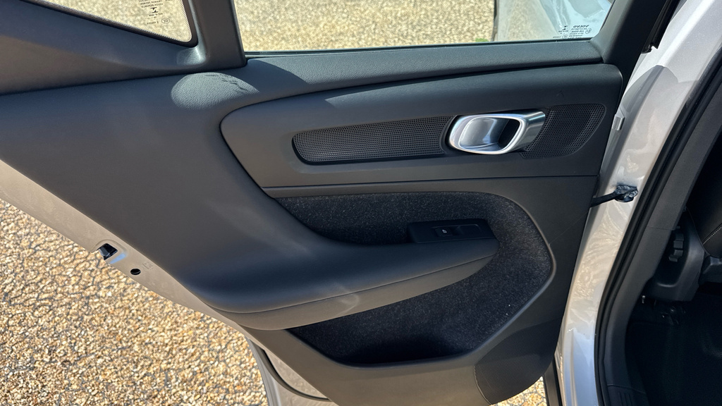 Volvo XC40 Xc40 R-design Pro D3 Black #25