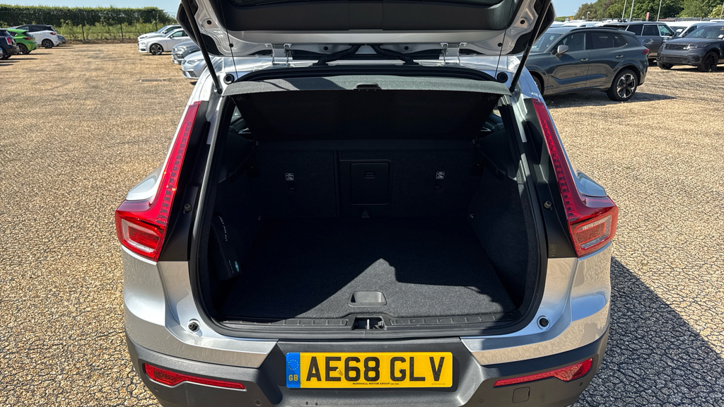 Volvo XC40 Xc40 R-design Pro D3 Black #15