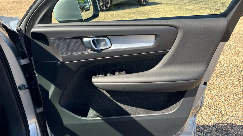 Volvo XC40 Xc40 R-design Pro D3 Black #38