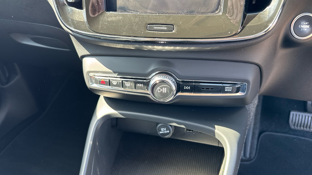 Volvo XC40 Xc40 R-design Pro D3 Black #22