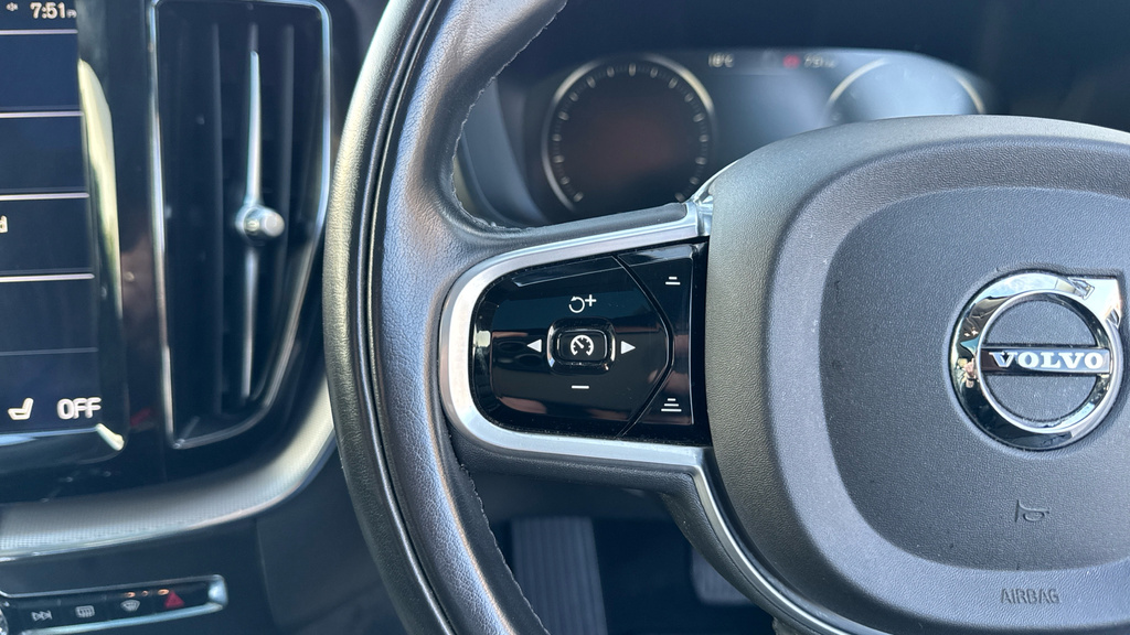 Volvo XC60 2L Se Nav Blue #30