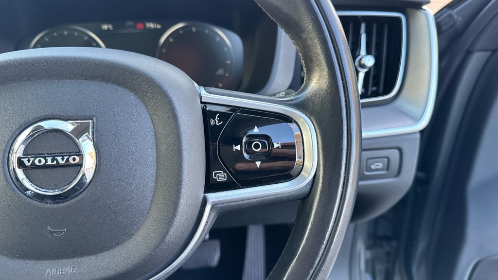 Volvo XC60 2L Se Nav Blue #31