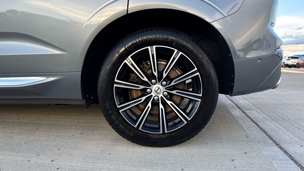 Volvo XC60 2L Se Nav Blue #19
