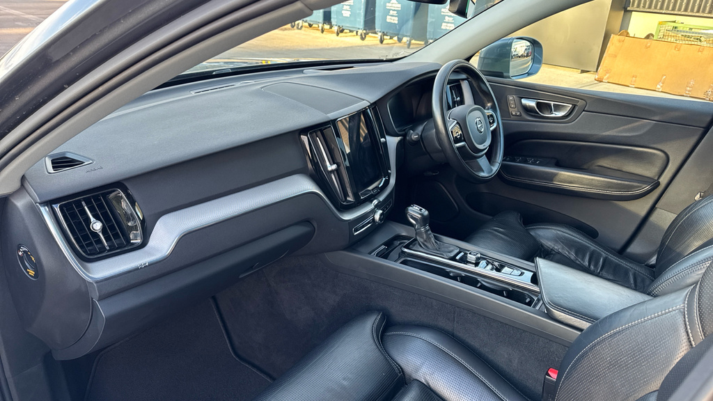 Volvo XC60 2L Se Nav Blue #10