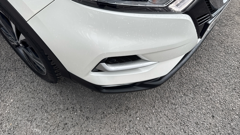 Nissan Qashqai Acenta Premium Red #14