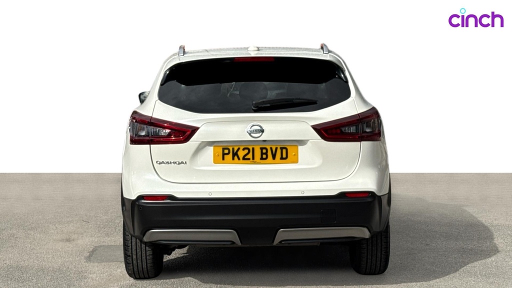Nissan Qashqai Acenta Premium Red #9
