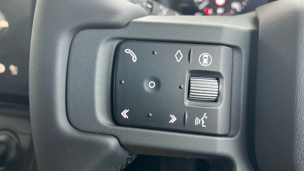 Land Rover Defender 110  #37