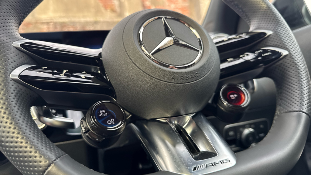 Mercedes-Benz GLA Class Amg Line Silver #30