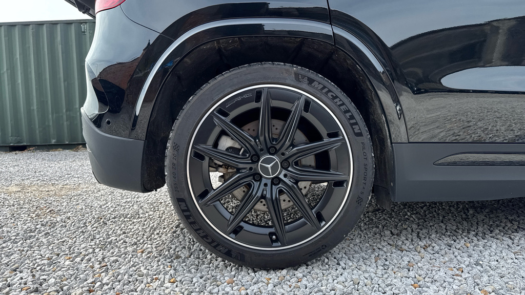 Mercedes-Benz GLA Class Amg Line Silver #22