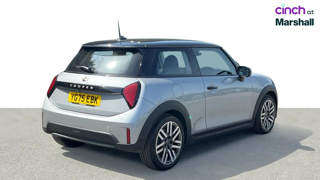 Mini Hatch 1.5C Sport Hatchback Steptronic Euro 6 Black #3