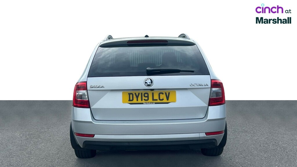 Skoda Octavia 1.5 Tsi Se Technology Grey #4