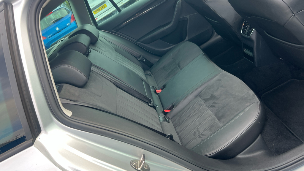 Skoda Octavia 1.5 Tsi Se Technology Grey #14