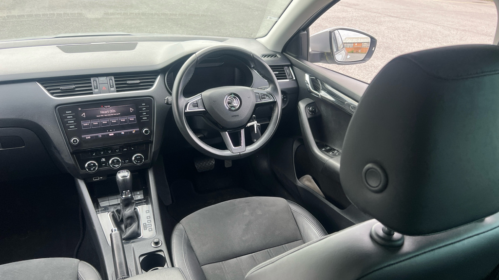 Skoda Octavia 1.5 Tsi Se Technology Grey #37