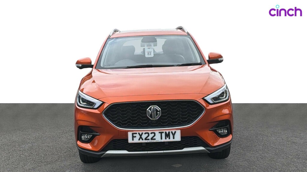 MG ZS 72.6Kwh Trophy Suv 156 Ps Red #8