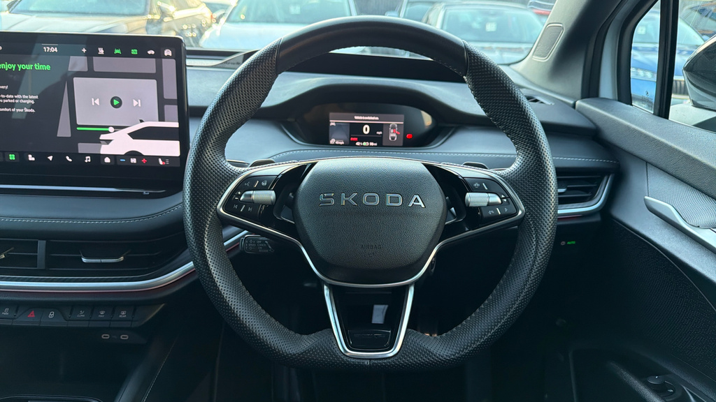 Skoda ENYAQ Edition White #40