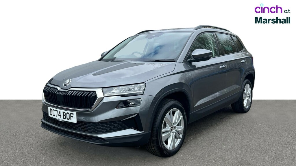 Skoda Karoq Petrol White #7