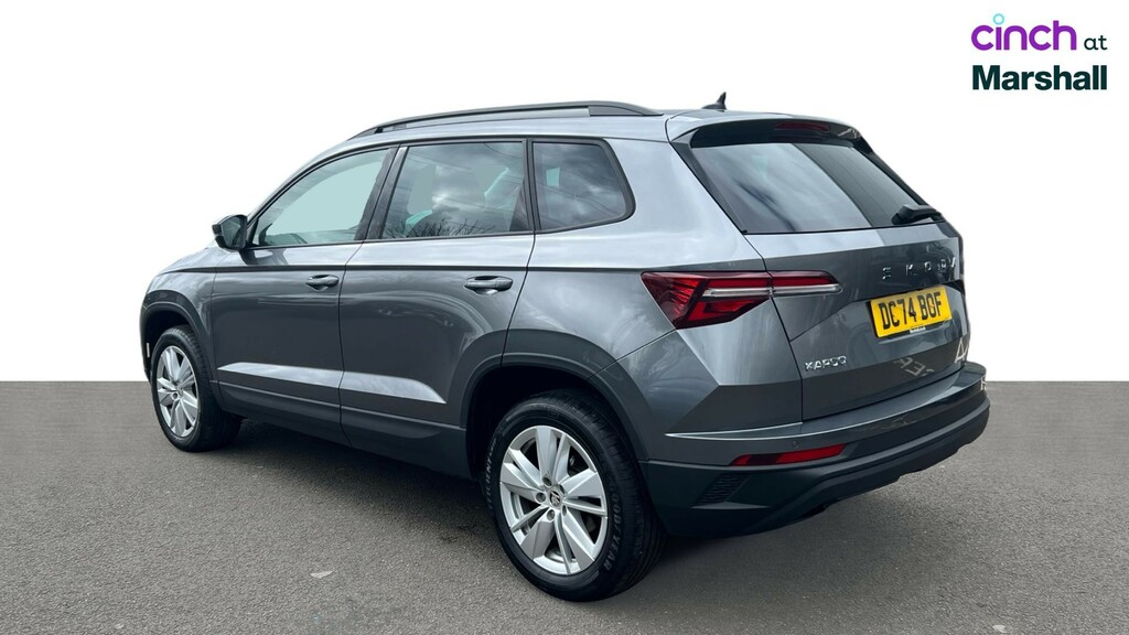 Skoda Karoq Petrol White #5