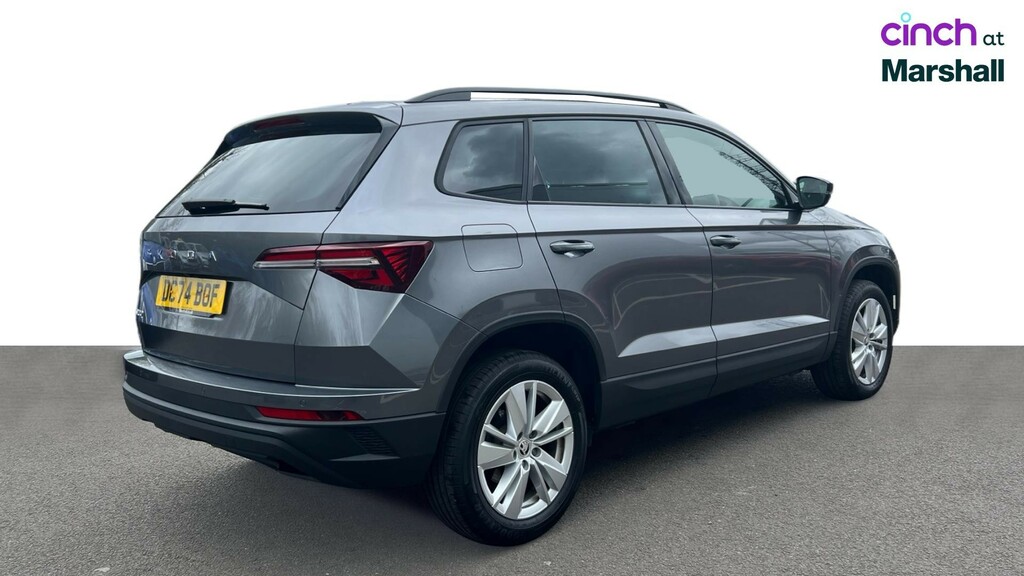 Skoda Karoq Petrol White #3