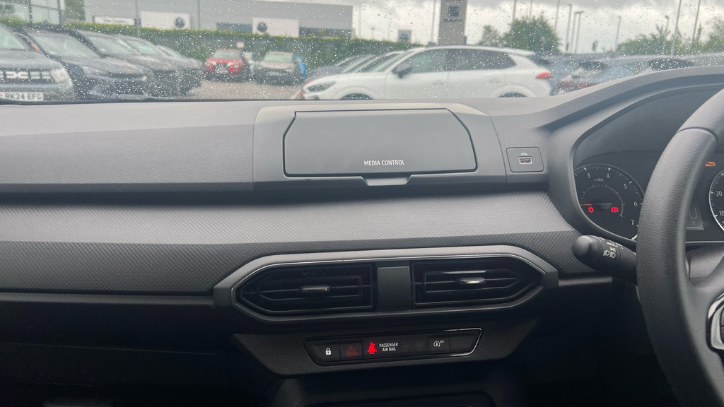 Dacia Sandero Comfort White #12
