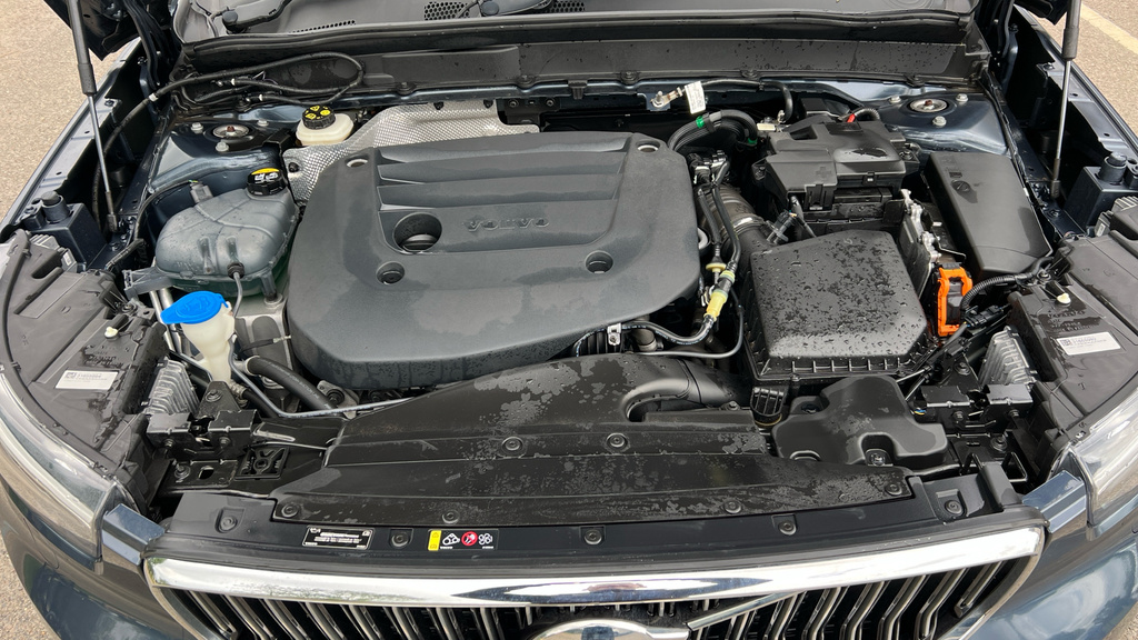 Volvo XC40 T3 R-design Grey #16
