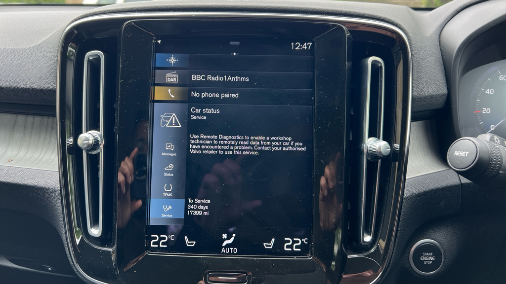 Volvo XC40 T3 R-design Grey #21