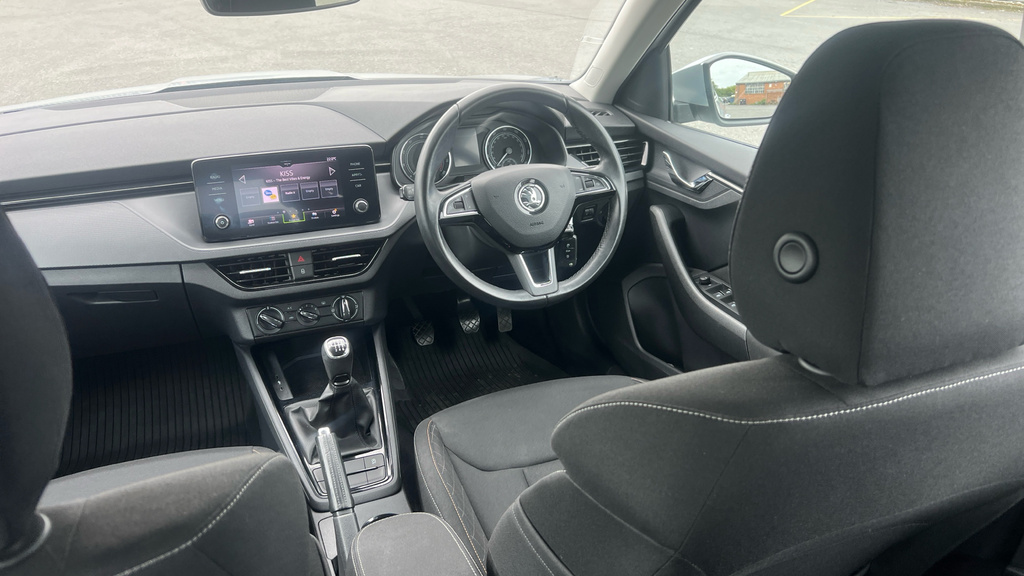 Skoda Kamiq Se Silver #32