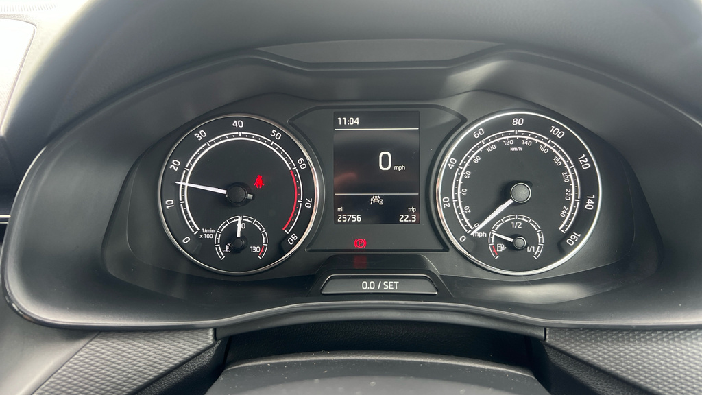 Skoda Kamiq Se Silver #13