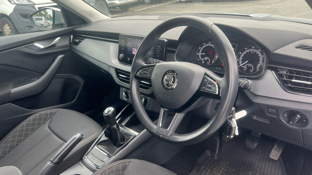 Skoda Kamiq Se Silver #9