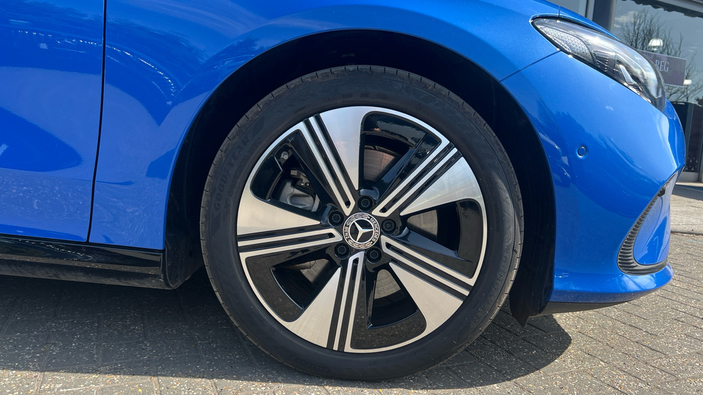 Mercedes-Benz CLA Class Cla 200 Amg Line Executive Tip Black #27