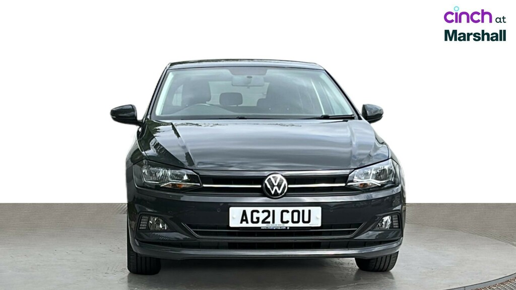 Volkswagen Polo Active Black #8
