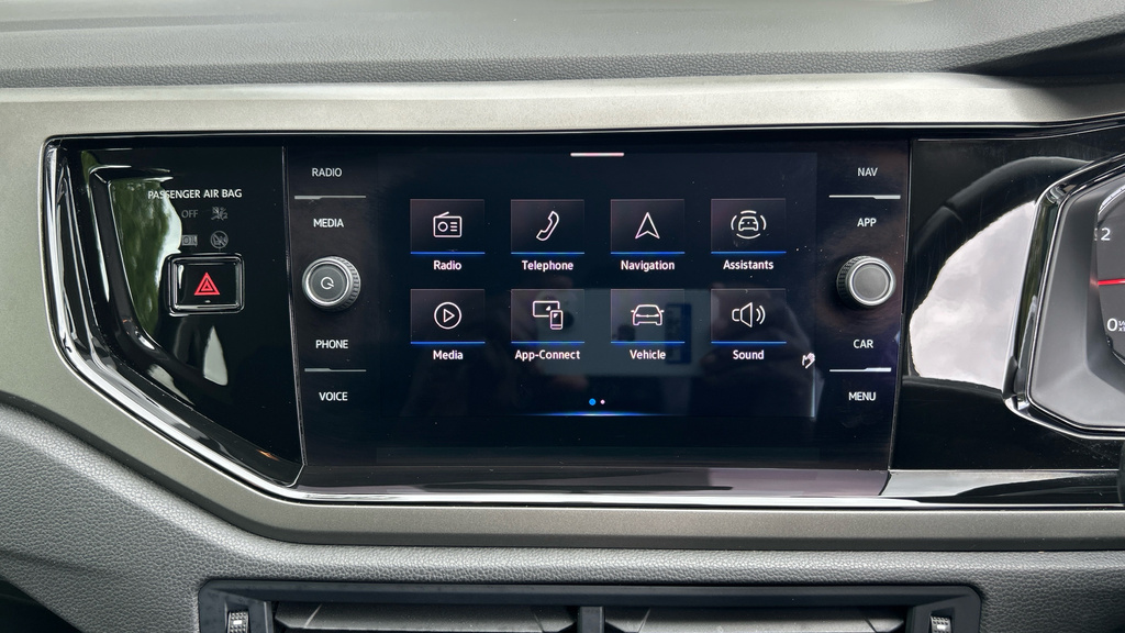 Volkswagen Polo Active Black #23