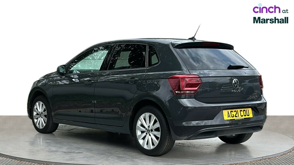 Volkswagen Polo Active Black #5