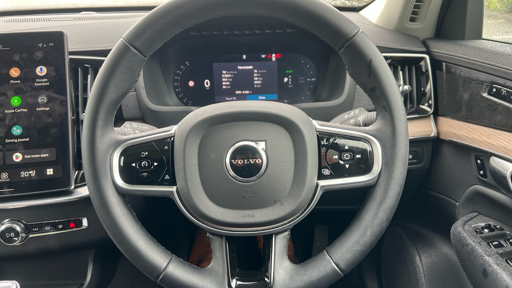 Volvo XC90 Ultra Bright Blue #23