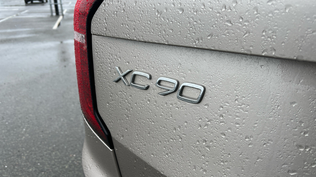 Volvo XC90 Ultra Bright Blue #44