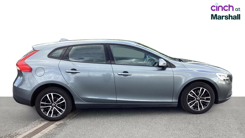 Volvo V40 2.0 T2 R-design Edition Hatchback Black #2