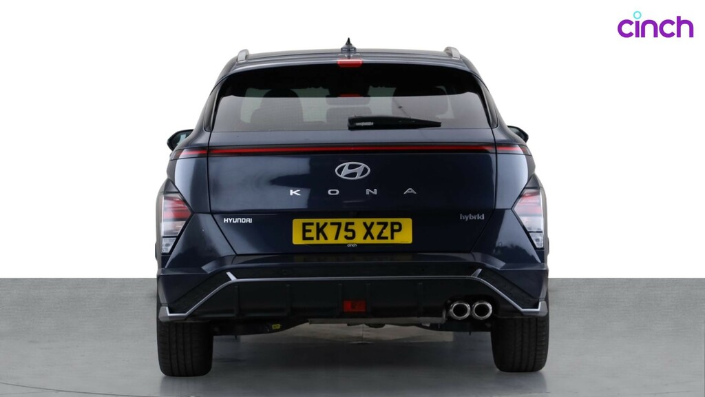 Hyundai Kona Advance White #8