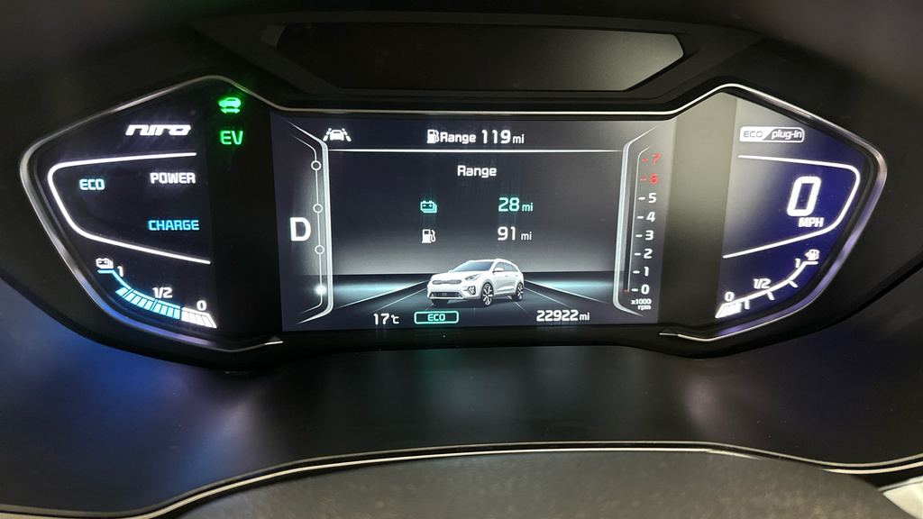 Kia Niro 64.8Kwh 4 White #23