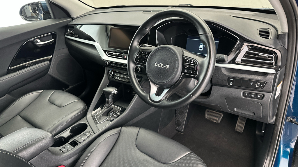Kia Niro 64.8Kwh 4 White #13