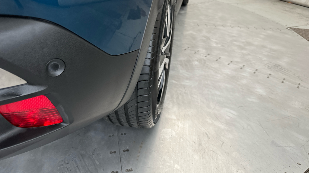 Peugeot 3008 Gt Black #4