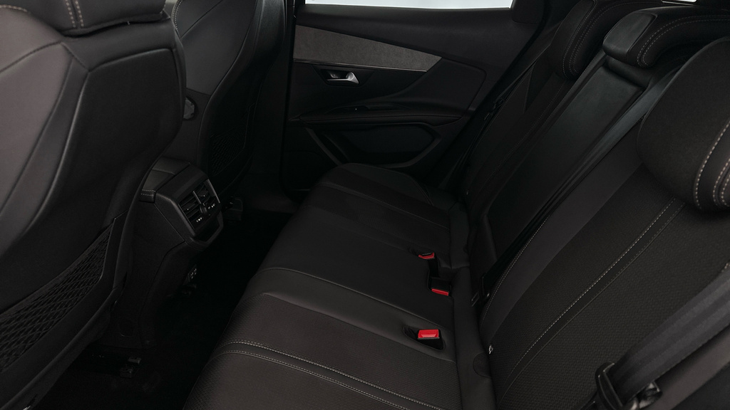 Peugeot 3008 Gt Black #22