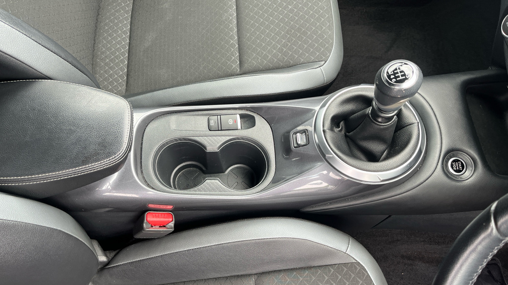 Nissan Juke N-connecta Grey #28