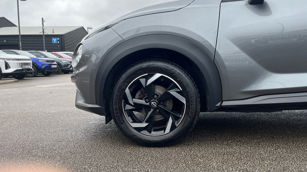 Nissan Juke N-connecta Grey #20