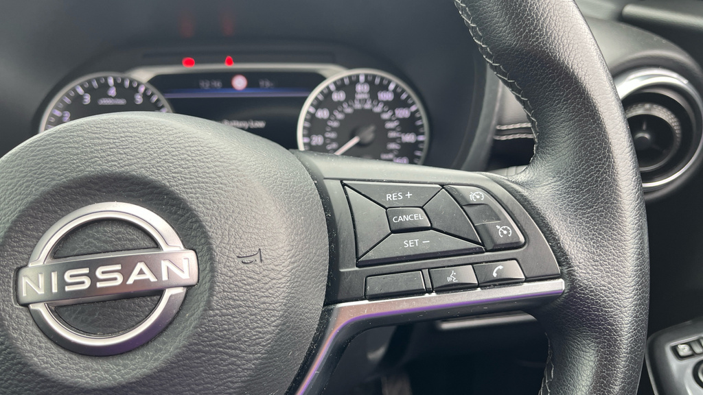 Nissan Juke N-connecta Grey #22