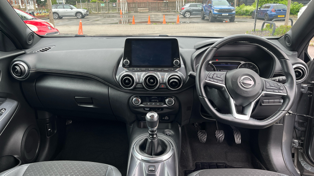 Nissan Juke N-connecta Grey #11