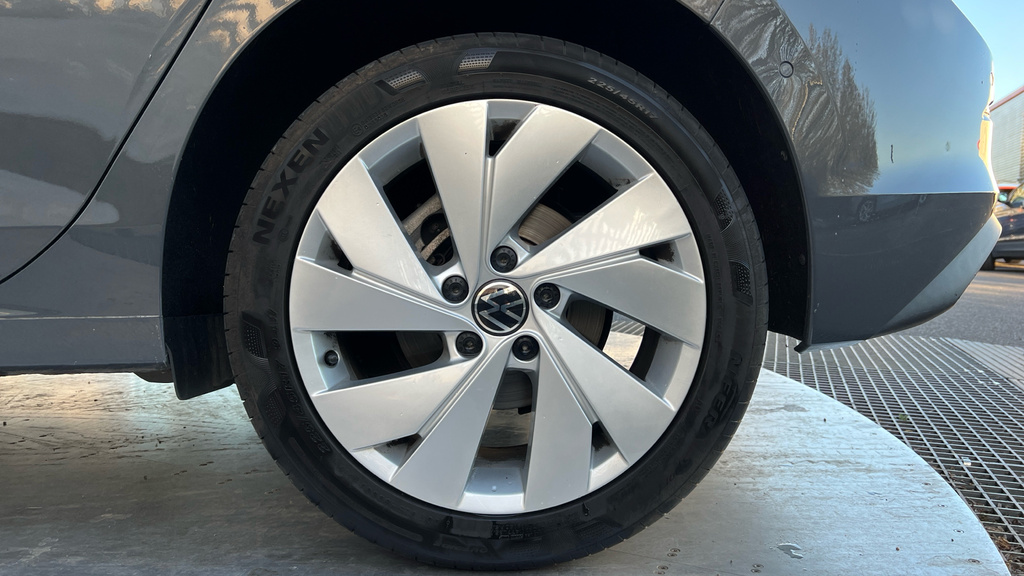 Volkswagen Golf R Black Edition Grey #18
