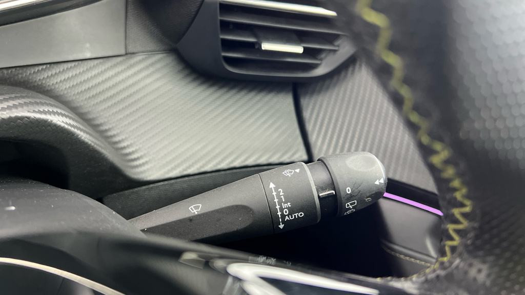 Peugeot e-2008 Gt Line Black #9