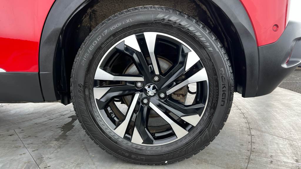 Peugeot e-2008 Gt Line Black #30